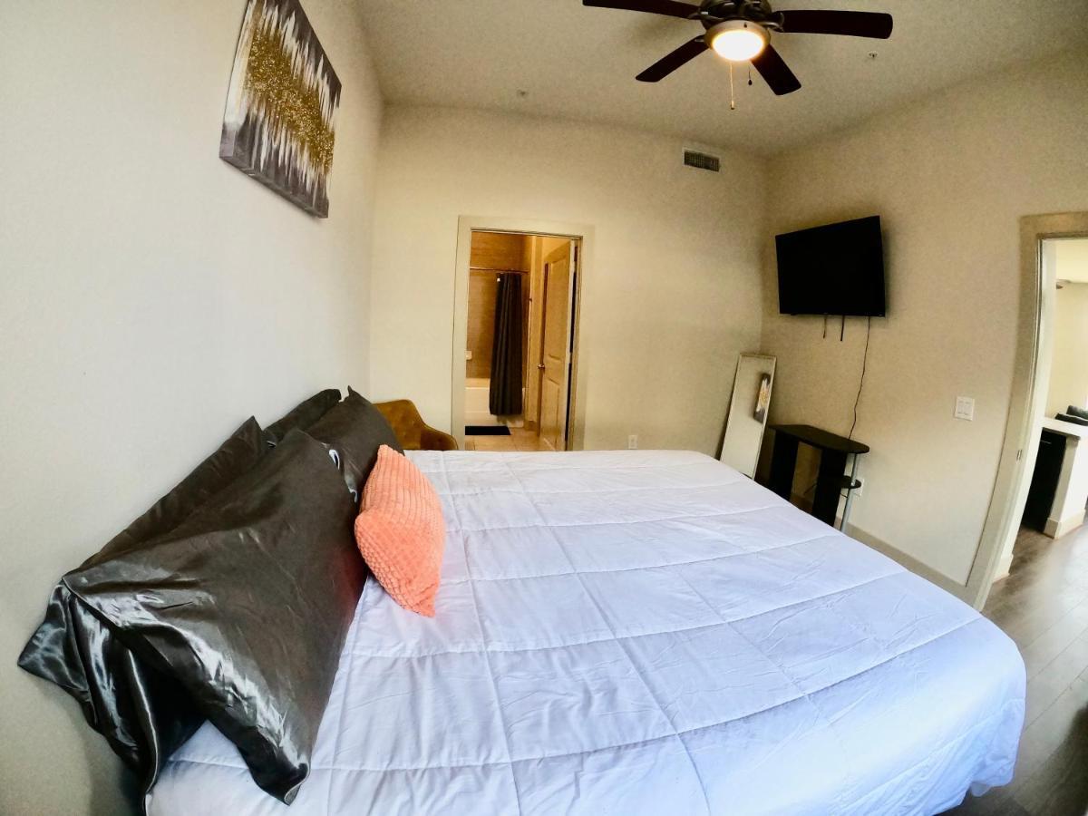 ヒューストン5 Mins To Med Center, Comfy King Beds, Wifi,Gym,Poolアパートメント エクステリア 写真